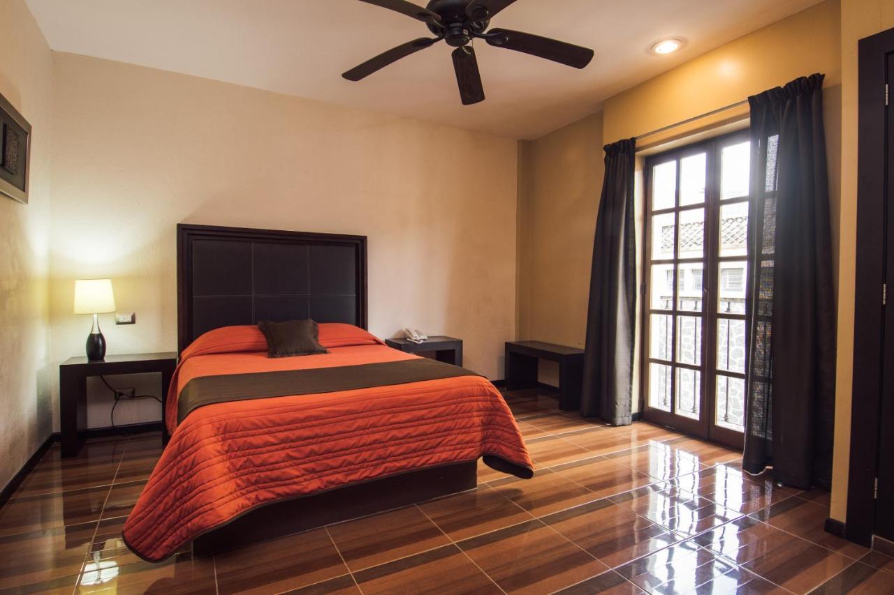 Hotel Majova Inn คาลาปา ภายนอก รูปภาพ