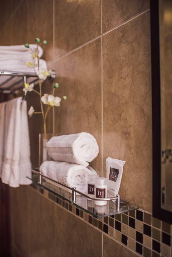 Hotel Majova Inn คาลาปา ภายนอก รูปภาพ